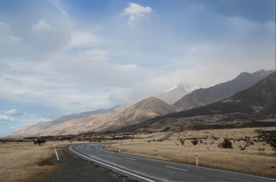 Queenstown to Mount Cook Day Tour: One Way